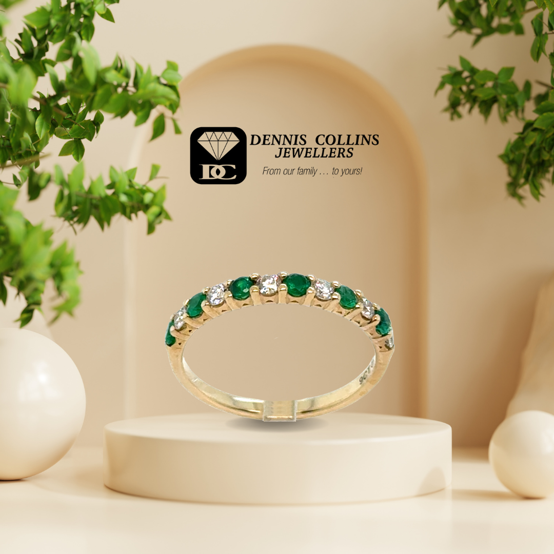 Ladies 9ct Yellow Gold Round Diamond & Emerald Ring