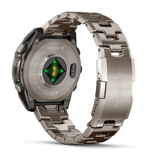 Garmin Fenix 8 – 47 mm, AMOLED Sapphire, Titanium with Vented titanium bracelet